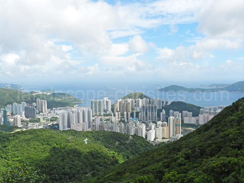 La Hacienda Lower Townhouse a luxury home for sale in The Peak