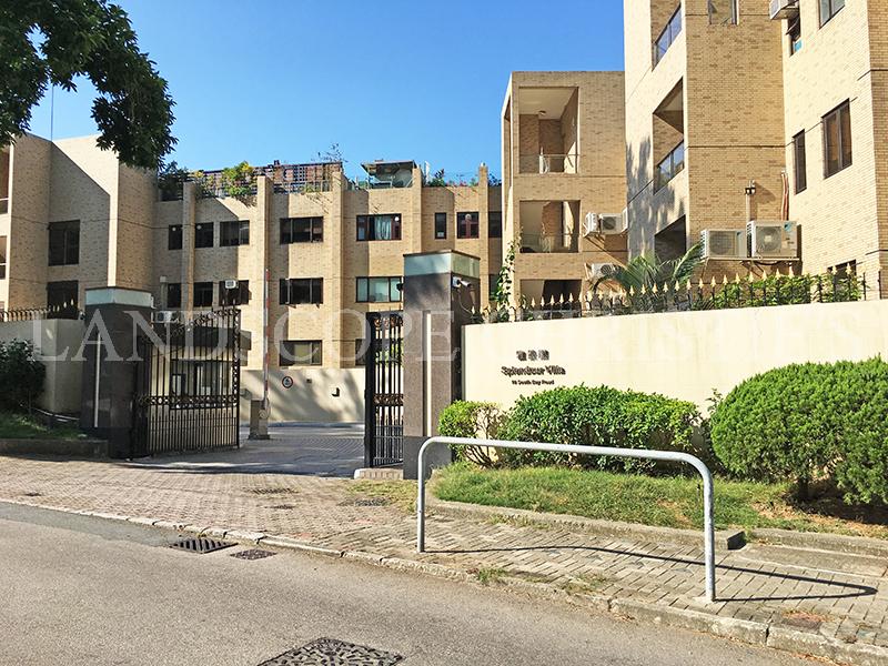 Splendour Villa a luxury home for sale in Repulse Bay, , Hong Kong