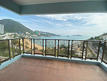 Repulse Bay Apartments