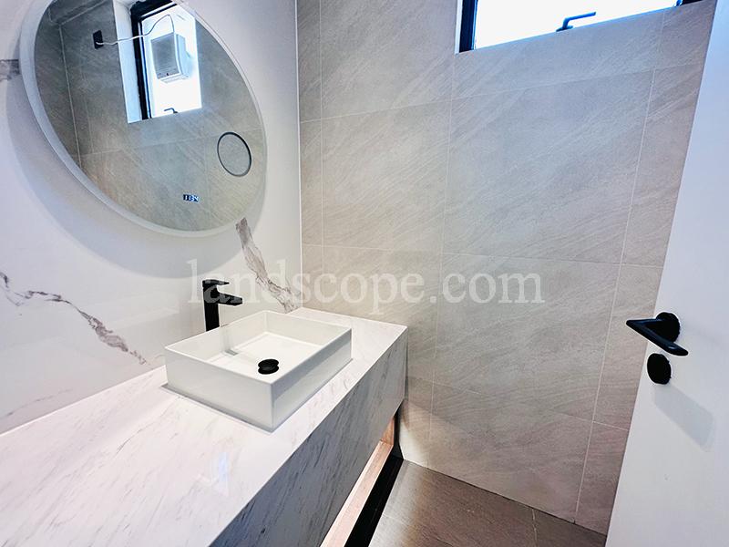63 Deep Water Bay Road