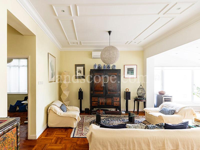 98 Repulse Bay Road