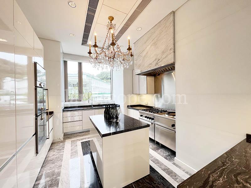 3-5 Plunkett's Road