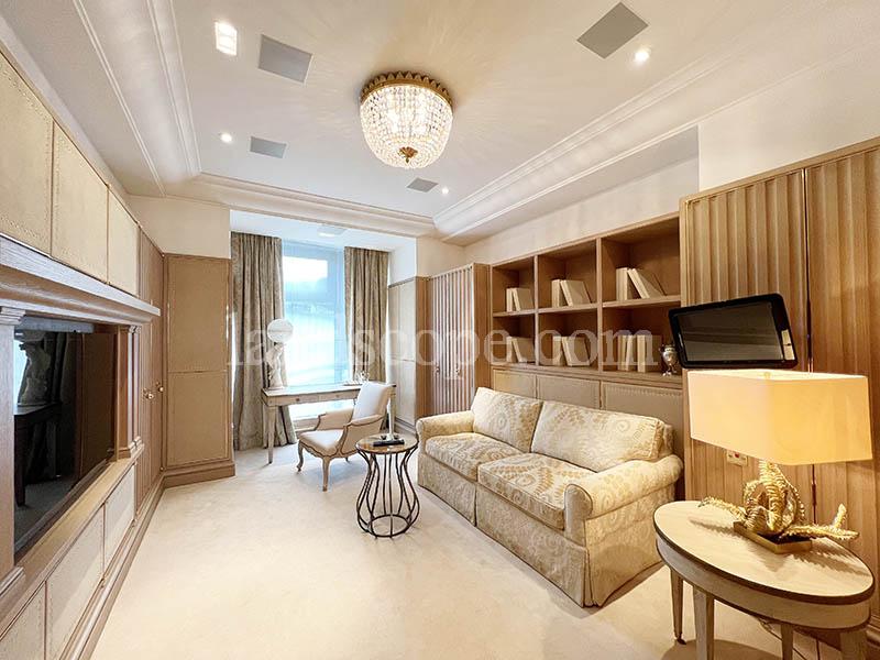 3-5 Plunkett's Road