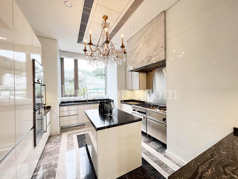 3-5 Plunkett's Road