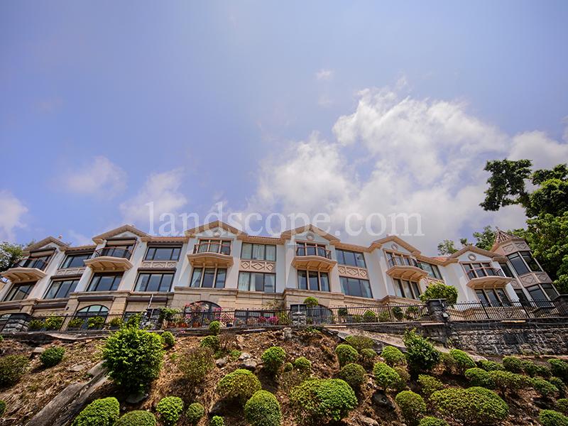 Bay Villas
