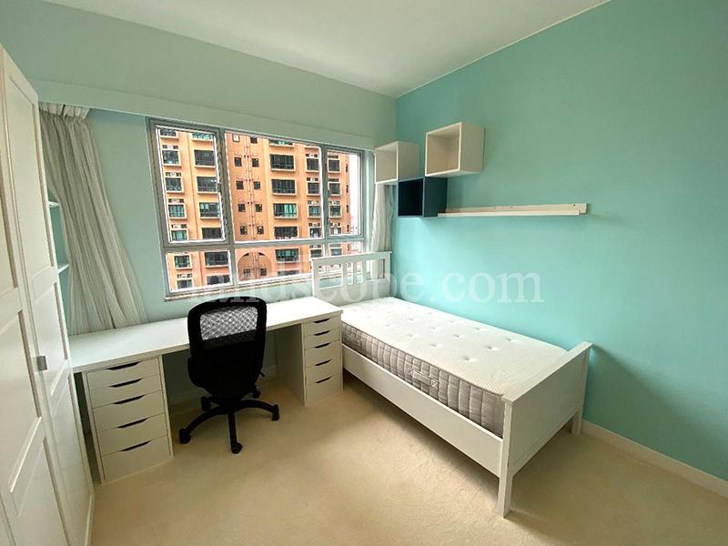 Paris Court - Realty Garden