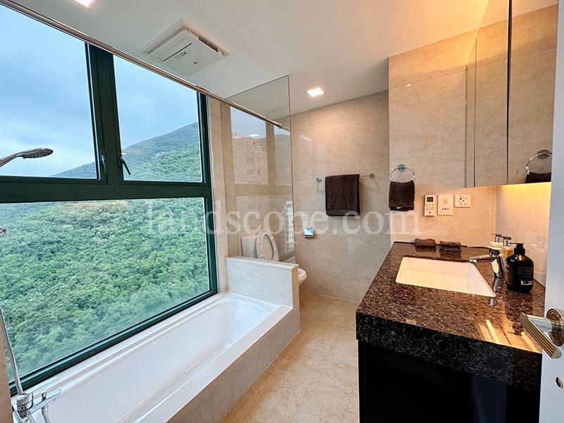 127 Repulse Bay Road