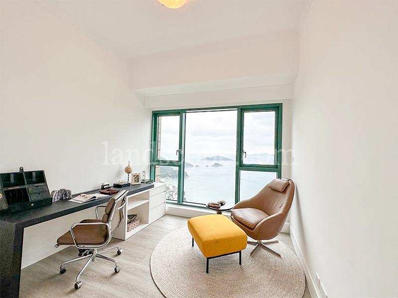 127 Repulse Bay Road