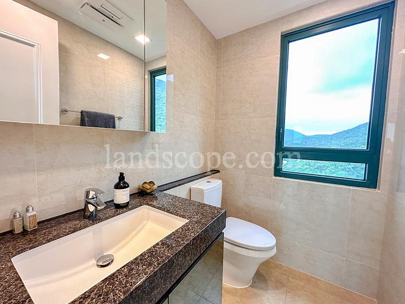 127 Repulse Bay Road