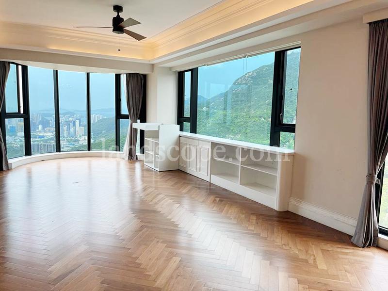 3 Repulse Bay Road