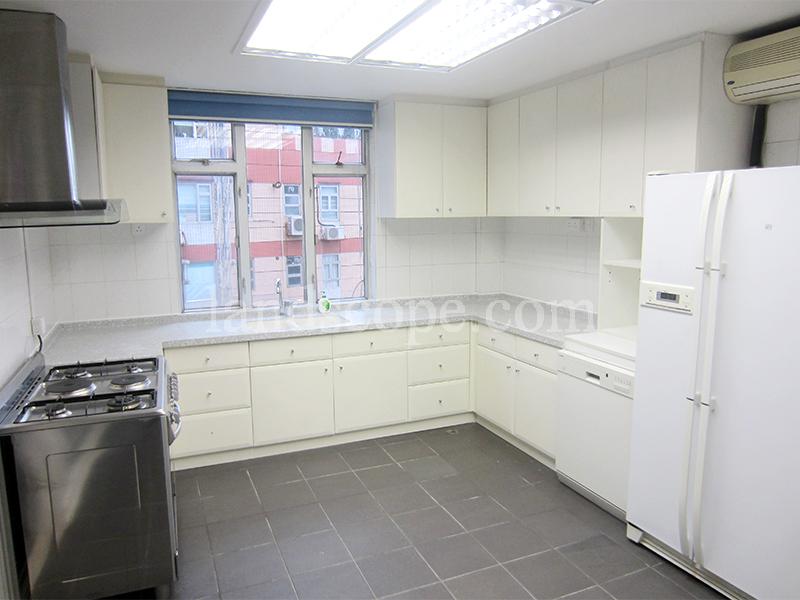 Kennedy Apartment Midlevels Central Landscope Realty Limited