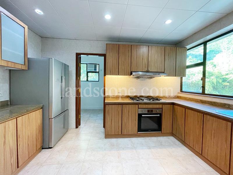 Repulse Bay Villas