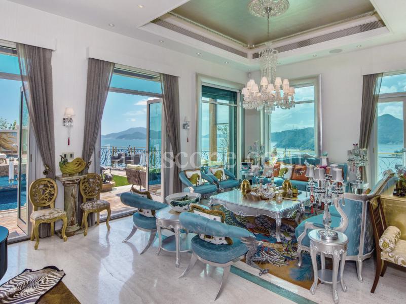 110 Repulse Bay Road