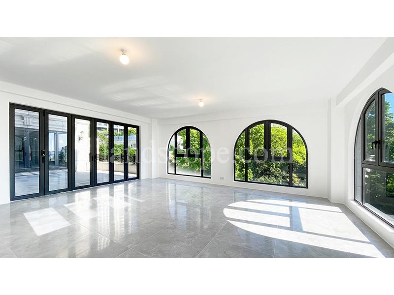 72 Repulse Bay Road