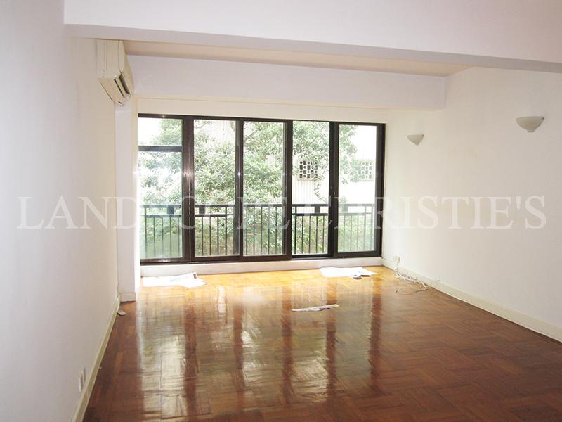 Yee Lin Mansion Midlevels West Landscope Christie S