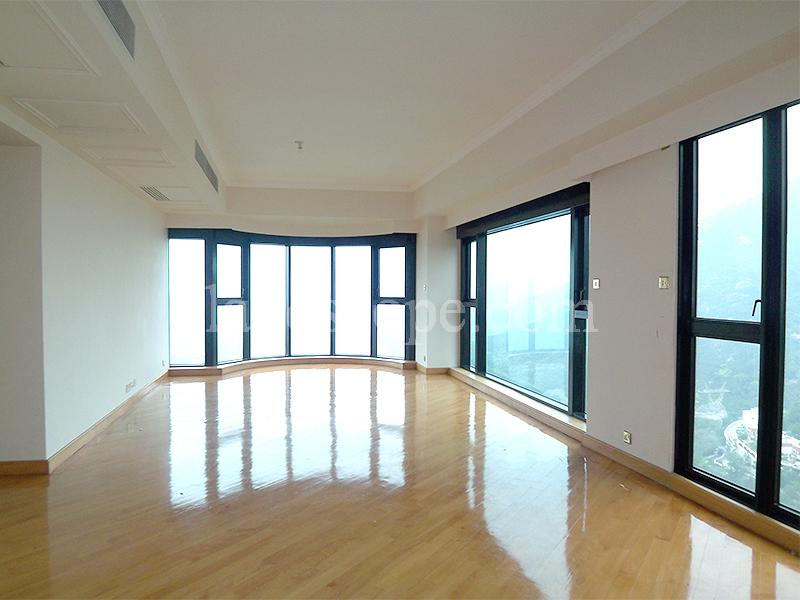 3 Repulse Bay Road