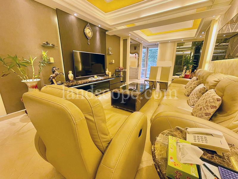 Grand House