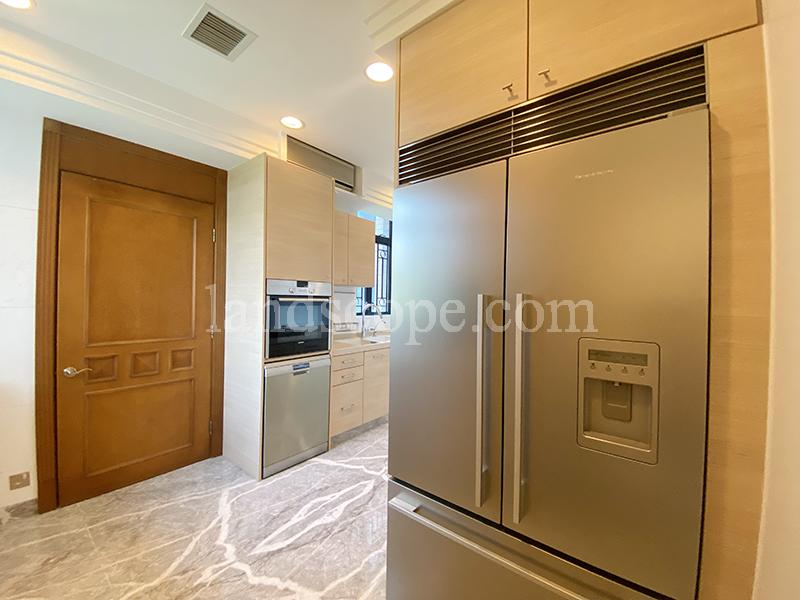 3 Repulse Bay Road