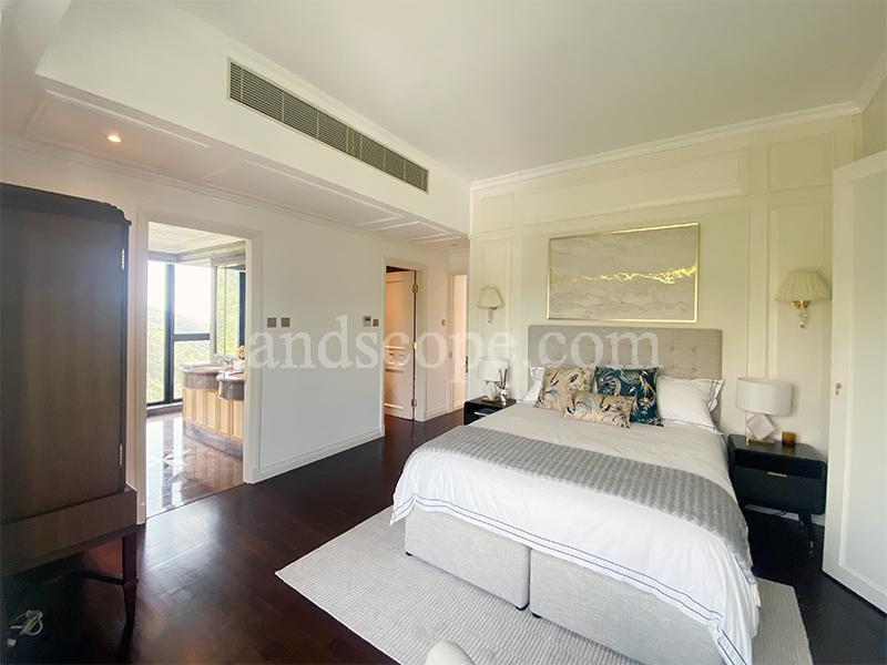3 Repulse Bay Road