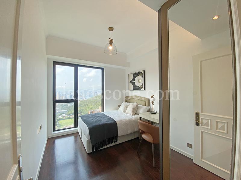 3 Repulse Bay Road