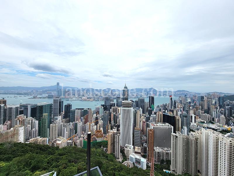 Infinity (8 Peak Road, Oasis)