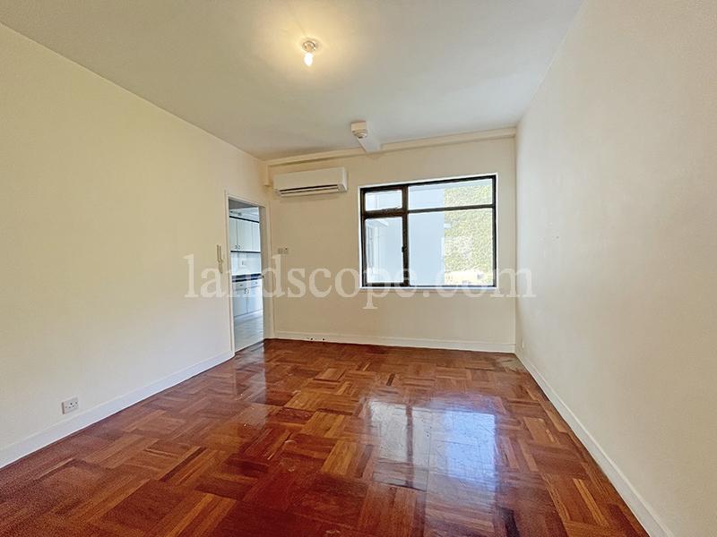Repulse Bay Apartments