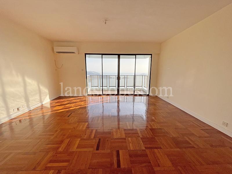 Repulse Bay Apartments