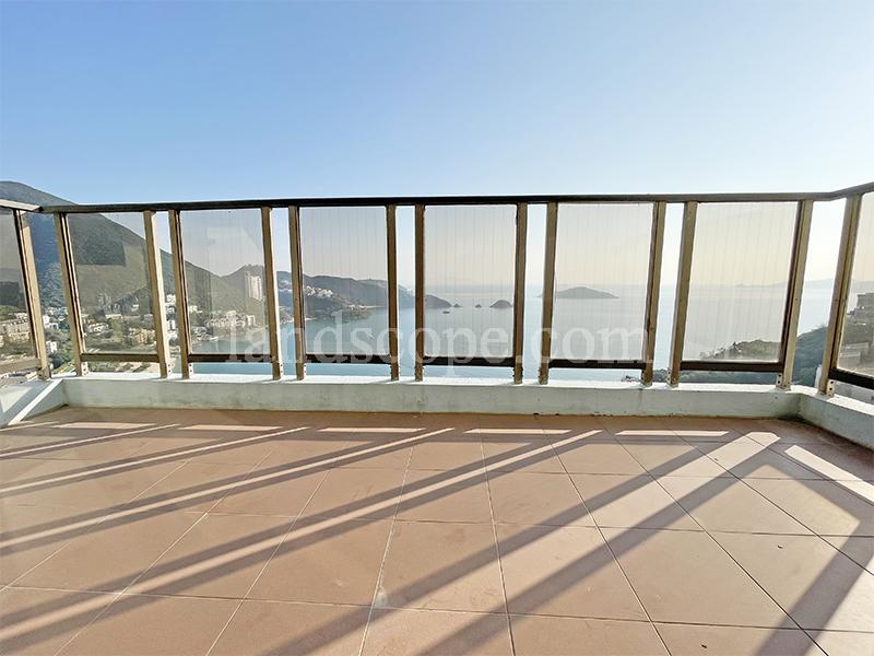Repulse Bay Apartments