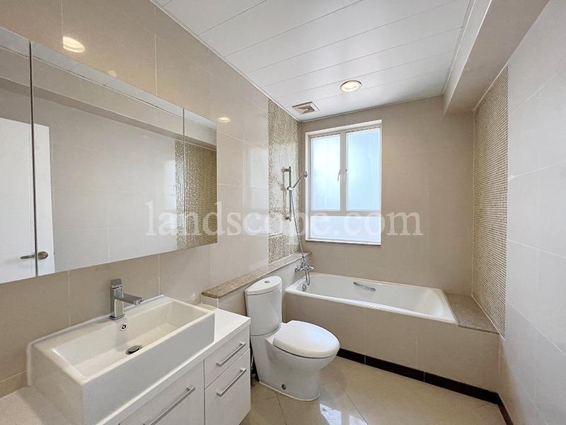 115 Repulse Bay Road