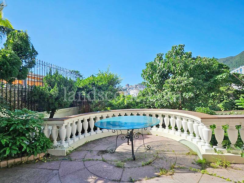 Villa Corniche