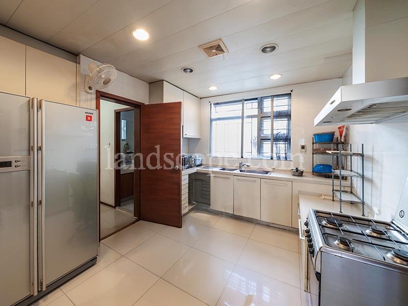 2-8 Shouson Hill Road West